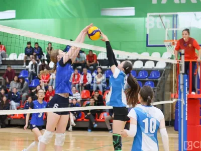 В Якутске завершаются соревнования по волейболу среди юношеских команд