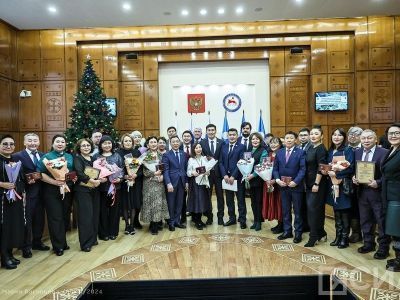 Журналистов Якутии наградили в преддверии Дня российской печати