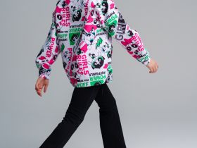 Куртка текстильная с полиуретановым покрытием для девочек (ветровка)