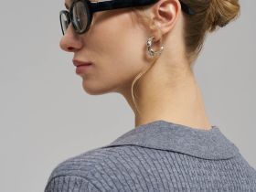 Легкий кардиган приталенного кроя с шерстью