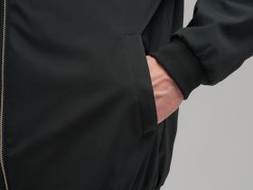 Куртка-бомбер на молнии