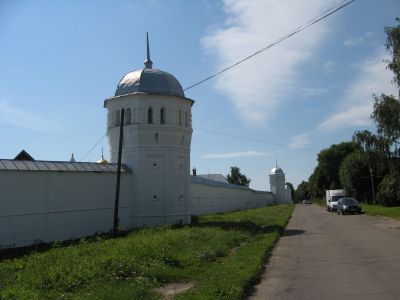 Стены и башни