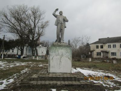 Памятник В.И. Ленину