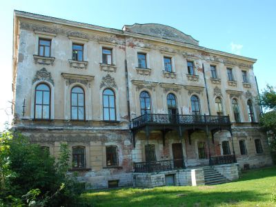 Дом, в котором в 1918 г. находился штаб Ярославского военного округа, руководимый Фрунзе Михаилом Васильевичем
