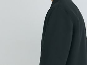 Утеплённый бомбер с отложным воротником, Черный