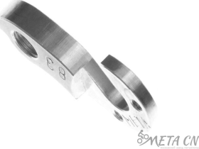 Держатель заднего переключателя "петух" Meta №83 фрезерованный (серебристый)