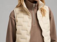 Стеганый пуховый жилет