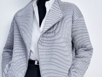 Утепленная куртка прямого силуэта