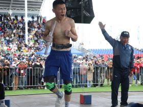 Сенсационные схватки по мас-рестлингу прошли на Играх Манчаары