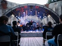 Амфитеатр «Под небом»