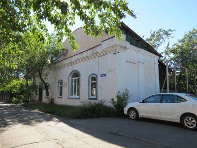 Здание первой электростанции, построенное Советским правительством в дар тувинскому народу, 1925 г.