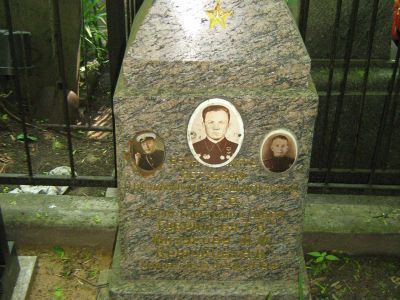 Могила - Гаврилов Тимофей Кузьмич (1910-1949), Герой Советского Союза