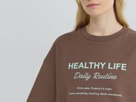 Футболка оверсайз с принтом, Коричневый