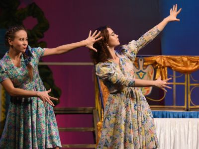 Билеты на Кияүләр / Женихи (Театр им. Тинчурина (новое здание)) / Театр | Афиша | ИнфоТаймс