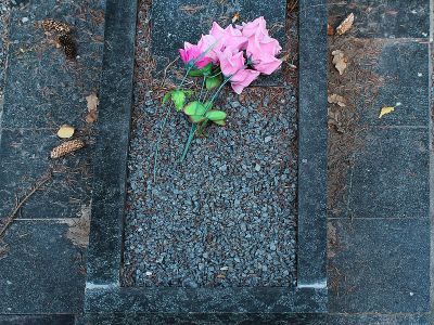 Могила Яковлева Александра Алексеевича (1915-1946), Героя Советского Союза