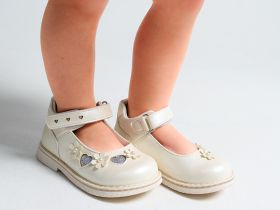 Туфли для девочек