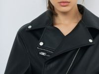 Косуха из искусственной кожи, Черный