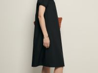 Платье А-силуэта с коротким рукавом