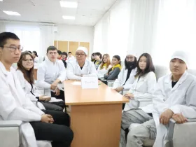 Школьники Якутска проверили свои знания в медицинской викторине