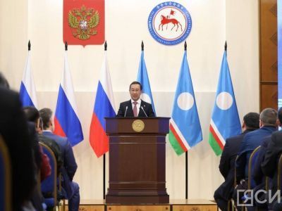 Глава Якутии поставил задачу по сокращению уровня бедности в два раза
