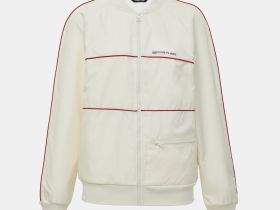 Олимпийка с контрастной отделкой из капсулы ретро