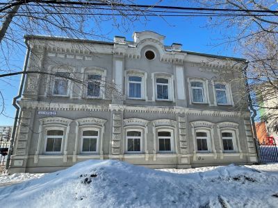 Училище заводское