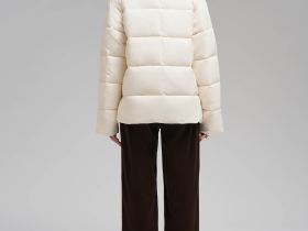 Куртка с искусственным утеплителем и водоотталкивающей пропиткой