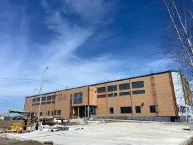 В селе Ытык-Кюёль Якутии завершают строительство двух крупных объектов к Играм Манчаары