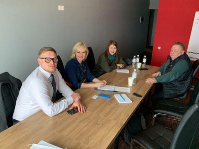 Якутские общественники перенимают опыт гуманитарного корпуса Югры