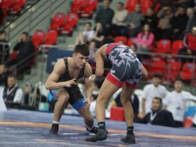 В Якутске стартовал международный турнир Романа Дмитриева по вольной борьбе