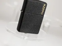 Зажигалка ZIPPO Logo с покрытием Black Crackle™, латунь/сталь, чёрная, матовая, 38x13x57 мм