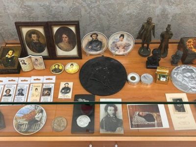 В Национальной библиотеке открылась выставка-коллекция «Мой Пушкин»