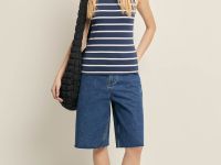 Майка приталенного силуэта в полоску