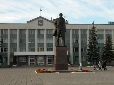 Памятник В.И.Ленину