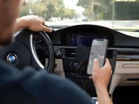 Автомобильный держатель uBear Go-Power с БЗУ MagSafe черный