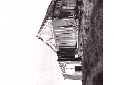 Первый дом посёлка, в котором в 1936 г. размещался сельсовет одного из первых долгано-нганасанских колхозов