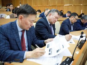 Парламент Якутии принял участие в «Диктанте Победы»