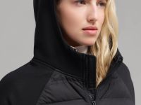 Стеганая куртка с наполнителем из натурального пух