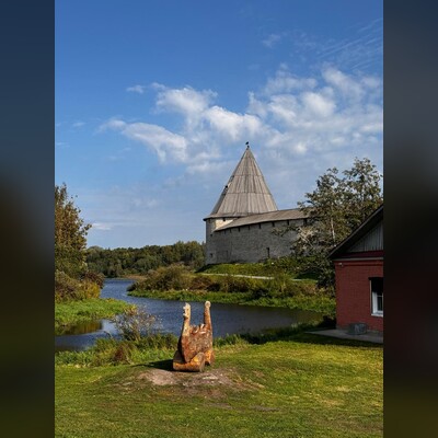 Старая Ладога с монастырским обедом