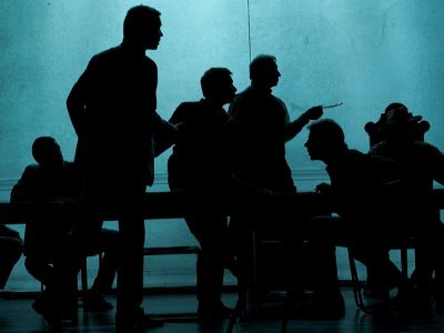 12 разгневанных мужчин (Новый драматический театр)