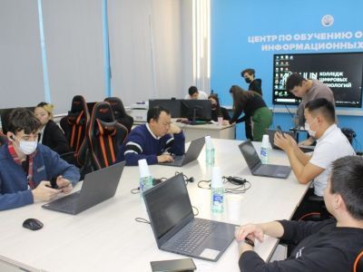 В форуме «Шаг в будущую профессию» в Якутске приняли участие 2700 молодых исследователей