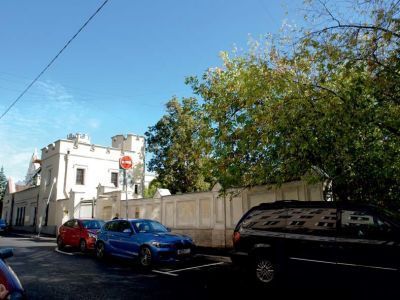 Ограда с воротами, 1864 г., архитектор А.С.Каминский