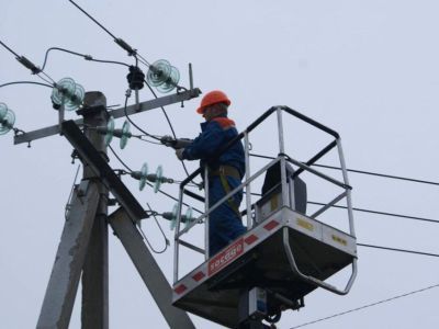 В Мирном восстановлено электроснабжение, нарушенное шквалистым ветром