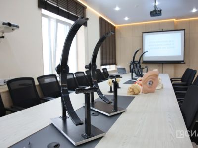 Учебную лабораторию с передовым оборудованием открыли в глазной больнице Якутии