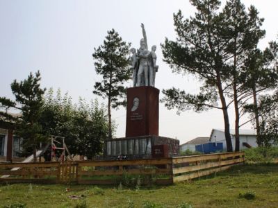 Памятник воинам, погибшим в годы Великой Отечественной войны (1941-1945 гг.)