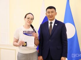 Сергей Местников наградил организаторов двух спартакиад в Якутии