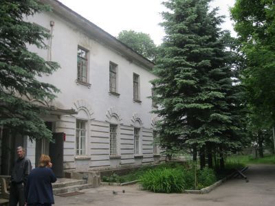 Двухэтажный корпус