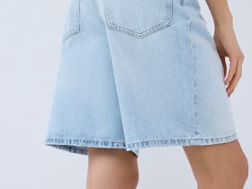 Шорты-бермуды со средней посадкой, Голубой