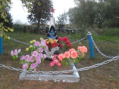 Братская могила 31 советского воина, погибшего в 1943 г. в боях с немецко-фашистскими захватчиками