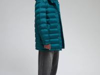 Утепленное полупальто с капюшоном